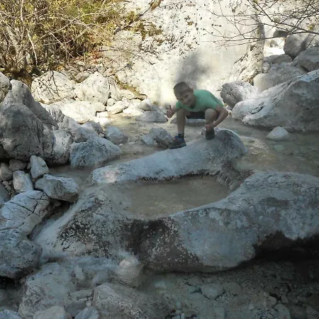 Holiday home Private Mountain In With Hot Tub Trenta