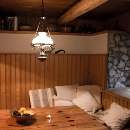 Holiday home Private Mountain In With Hot Tub *
